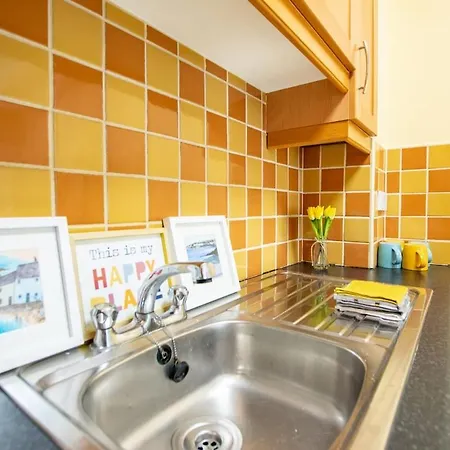 Lägenhet 32 - 2 Bed Apartment, Sleeps 6 *