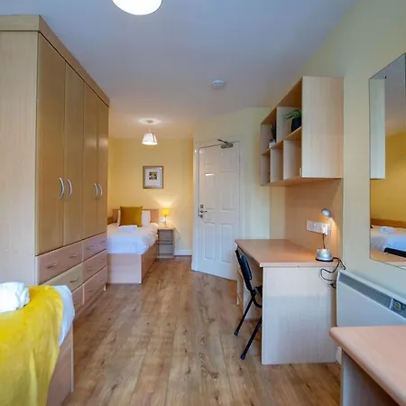 32 - 2 Bed Apartment, Sleeps 6 Lägenhet