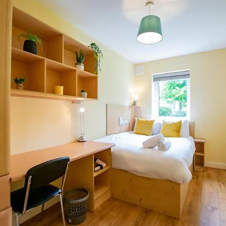 Lägenhet 32 - 2 Bed Apartment, Sleeps 6 *