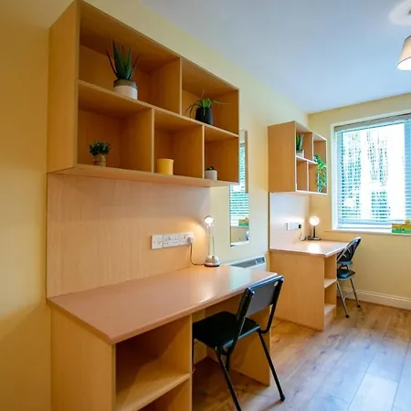 32 - 2 Bed Apartment, Sleeps 6 Lägenhet