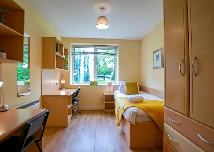 32 - 2 Bed Apartment, Sleeps 6 Apartament Galway