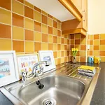 Lägenhet 32 - 2 Bed Apartment, Sleeps 6 *