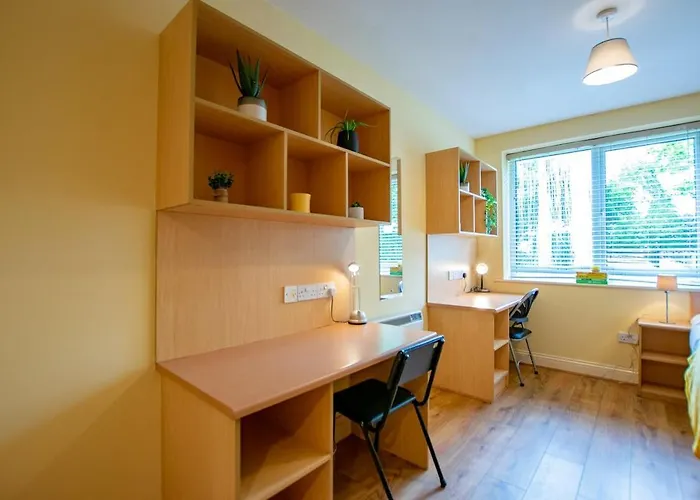 32 - 2 Bed Apartment, Sleeps 6 アパート