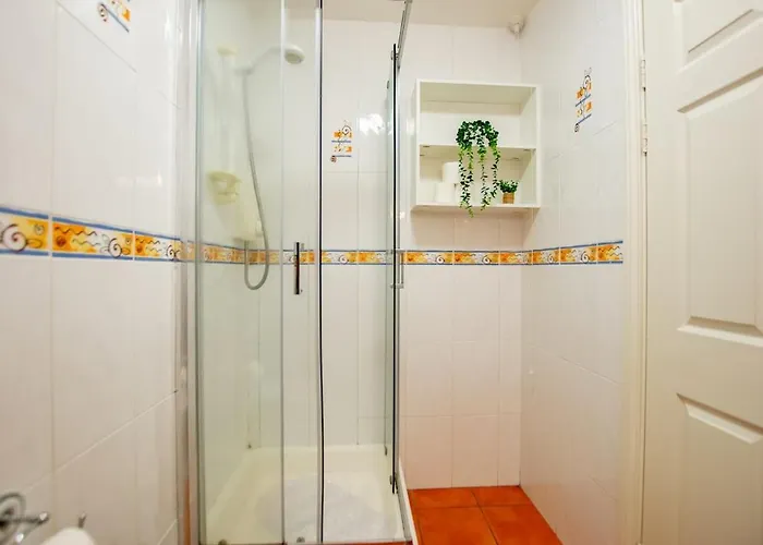 32 - 2 Bed Apartment, Sleeps 6 アパート